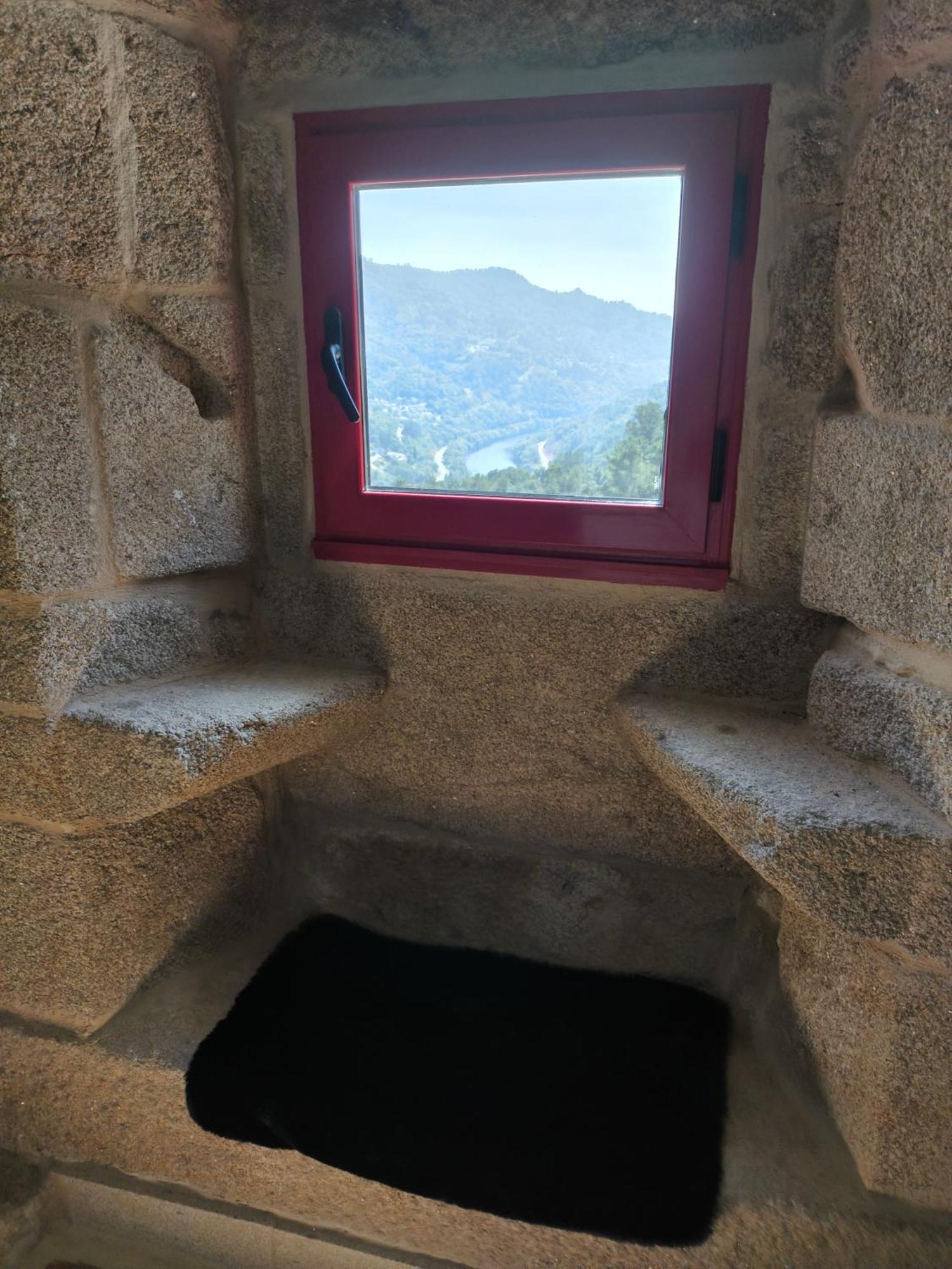 Xiravai-Ribeira Sacra Villa Peares Bagian luar foto